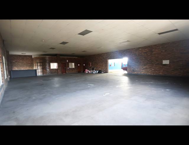 350M² WORKSHOP TO LET IN KULEKA